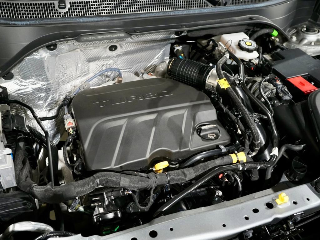 Used 2025 Chevrolet Trax RS w/ Driver Confidence Package image 11