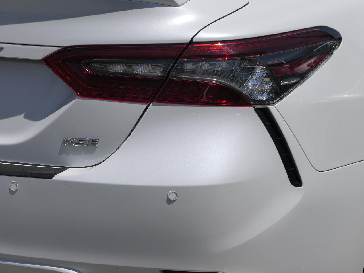 Used 2024 Toyota Camry XSE w/ Navigation Package FWD image 4