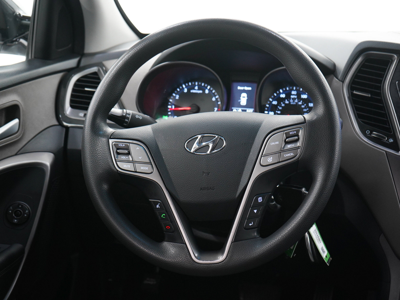 Used 2015 Hyundai Santa Fe Sport FWD image 17