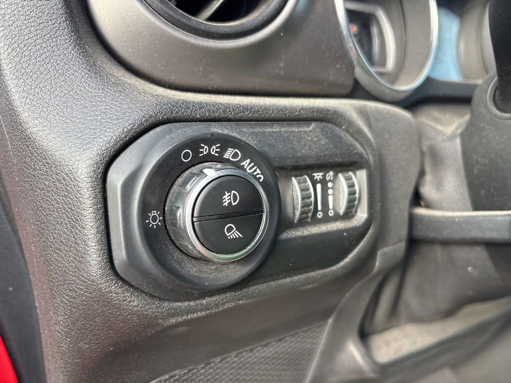 Used 2020 Jeep Gladiator Sport w/ Quick Order Package 24S image 17