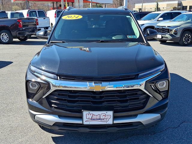 Certified 2024 Chevrolet TrailBlazer LT w/ LT Cold Weather Package FWD image 2