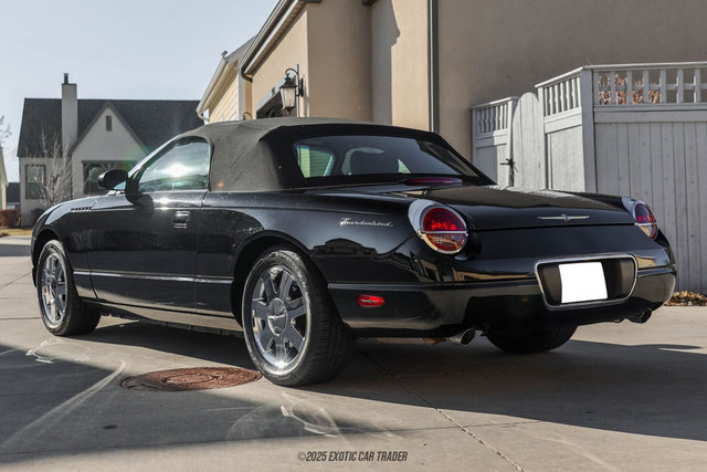Used 2002 Ford Thunderbird Deluxe image 16