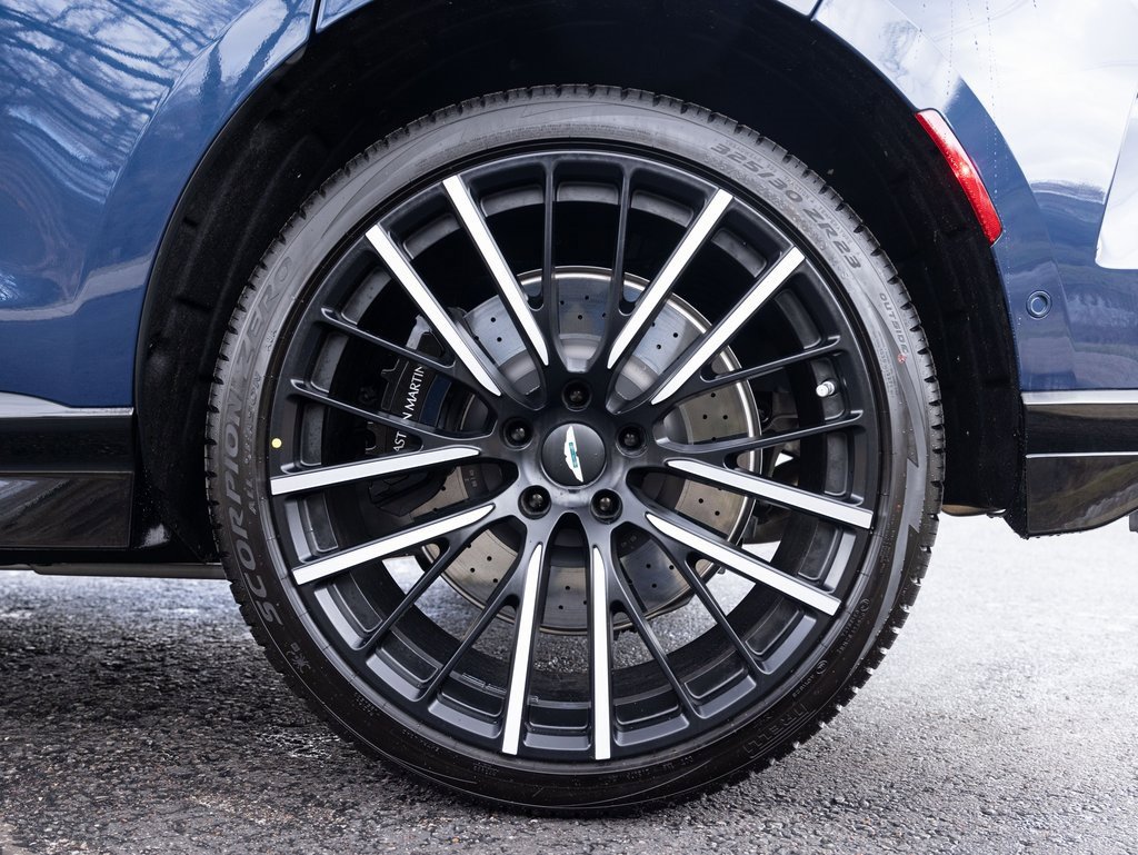 New 2025 Aston Martin DBX 707 image 55