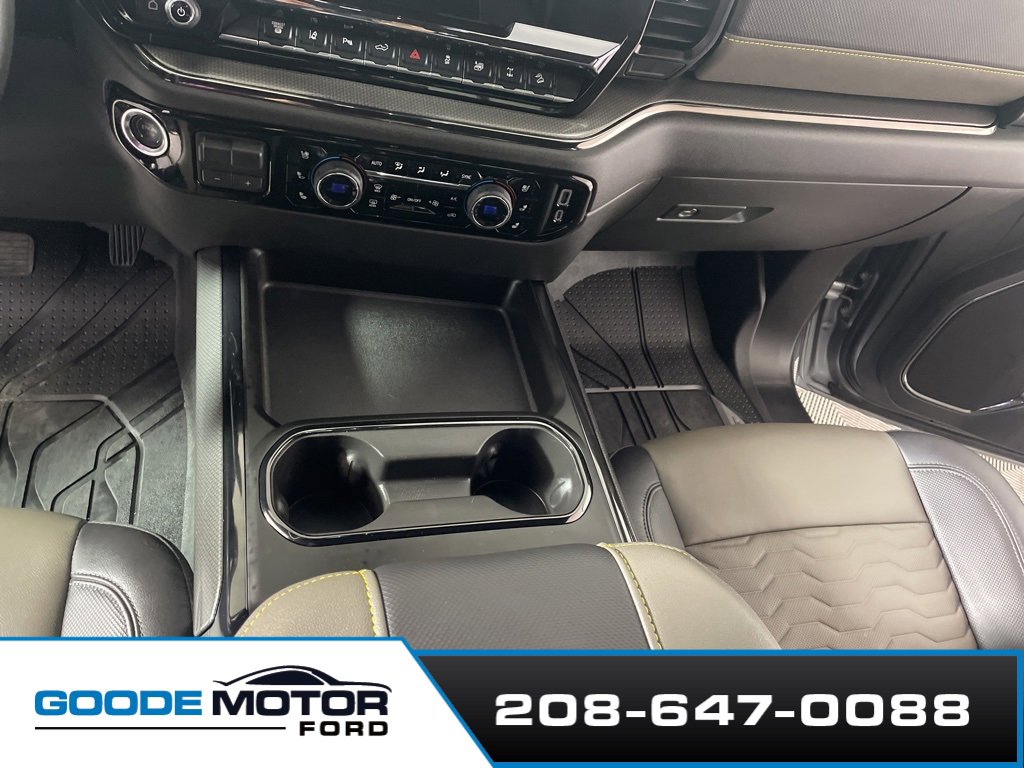 Used 2026 Chevrolet Silverado 2500 ZR2 w/ LPO, Dark Essentials Package image 17