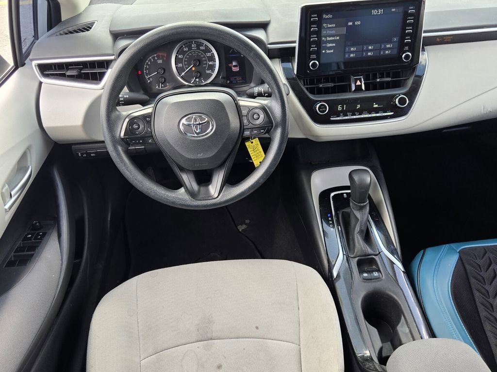 Used 2020 Toyota Corolla LE image 12