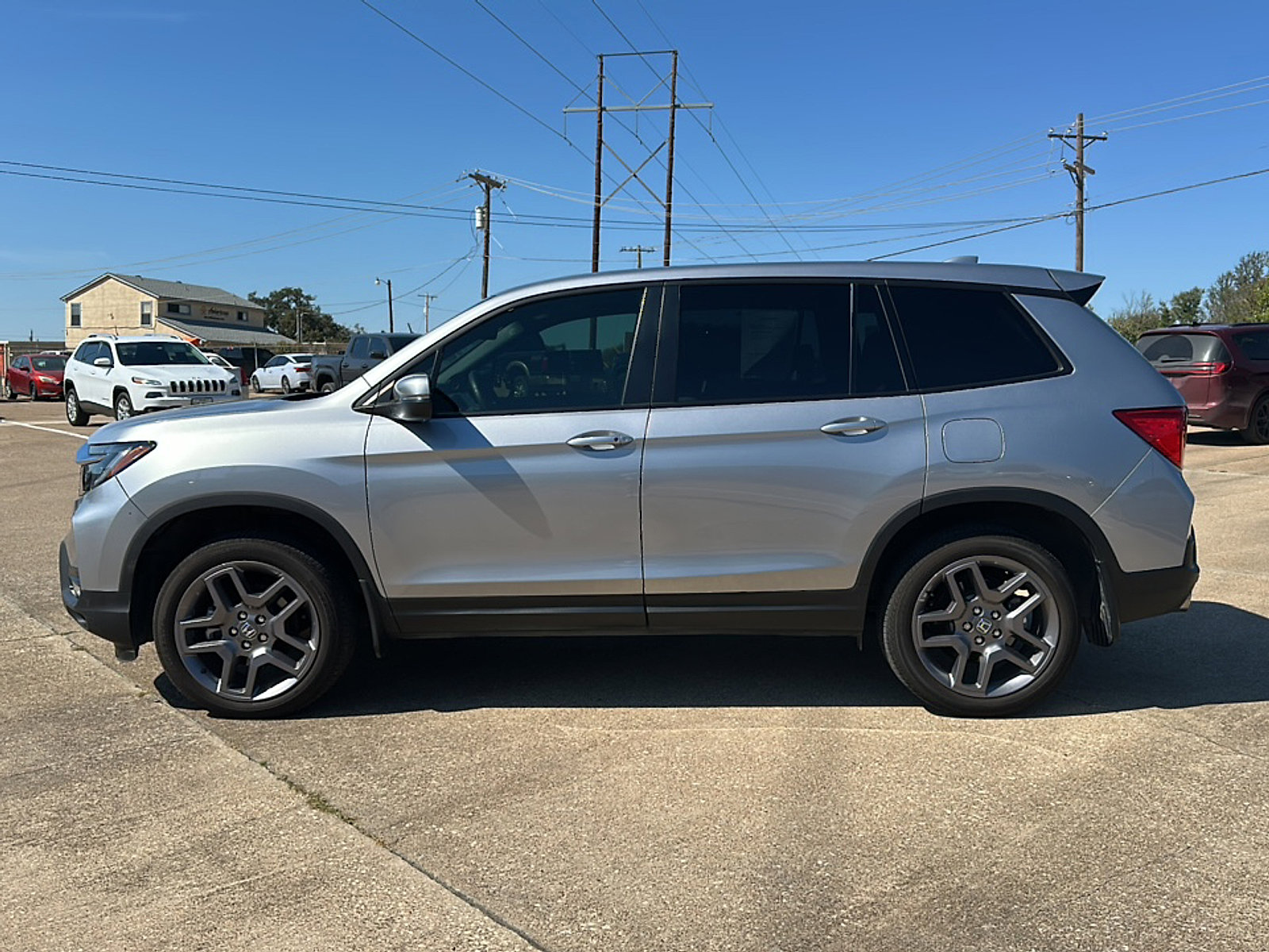 Used 2023 Honda Passport EX-L image 5