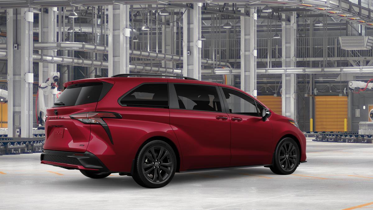 New 2026 Toyota Sienna XSE FWD image 12