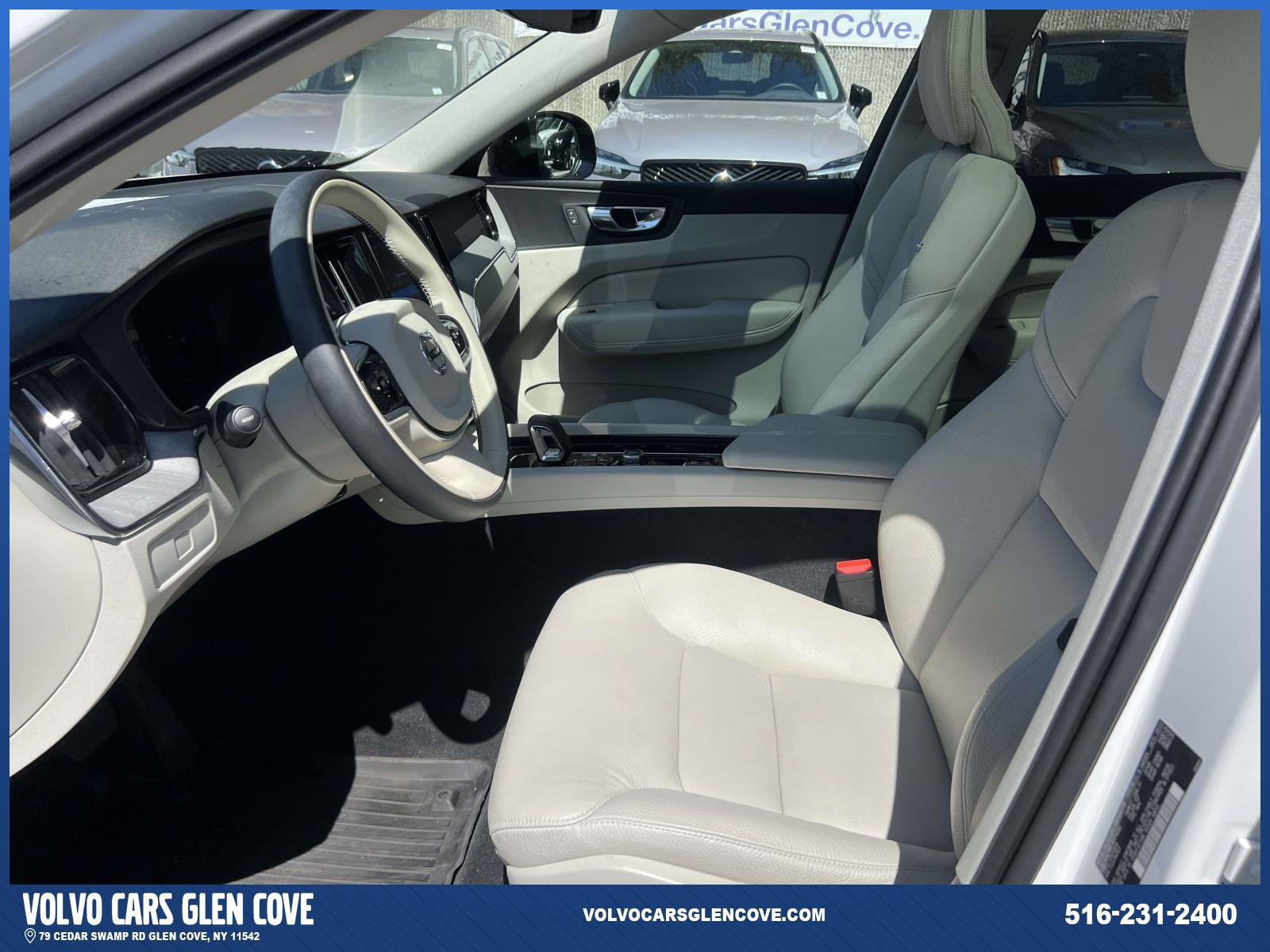 Certified 2024 Volvo XC60 B5 Plus w/ Protection Package Premier image 14