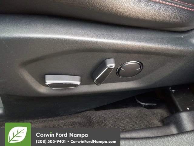 Used 2018 Ford Explorer XLT w/ Equipment Group 202A image 12