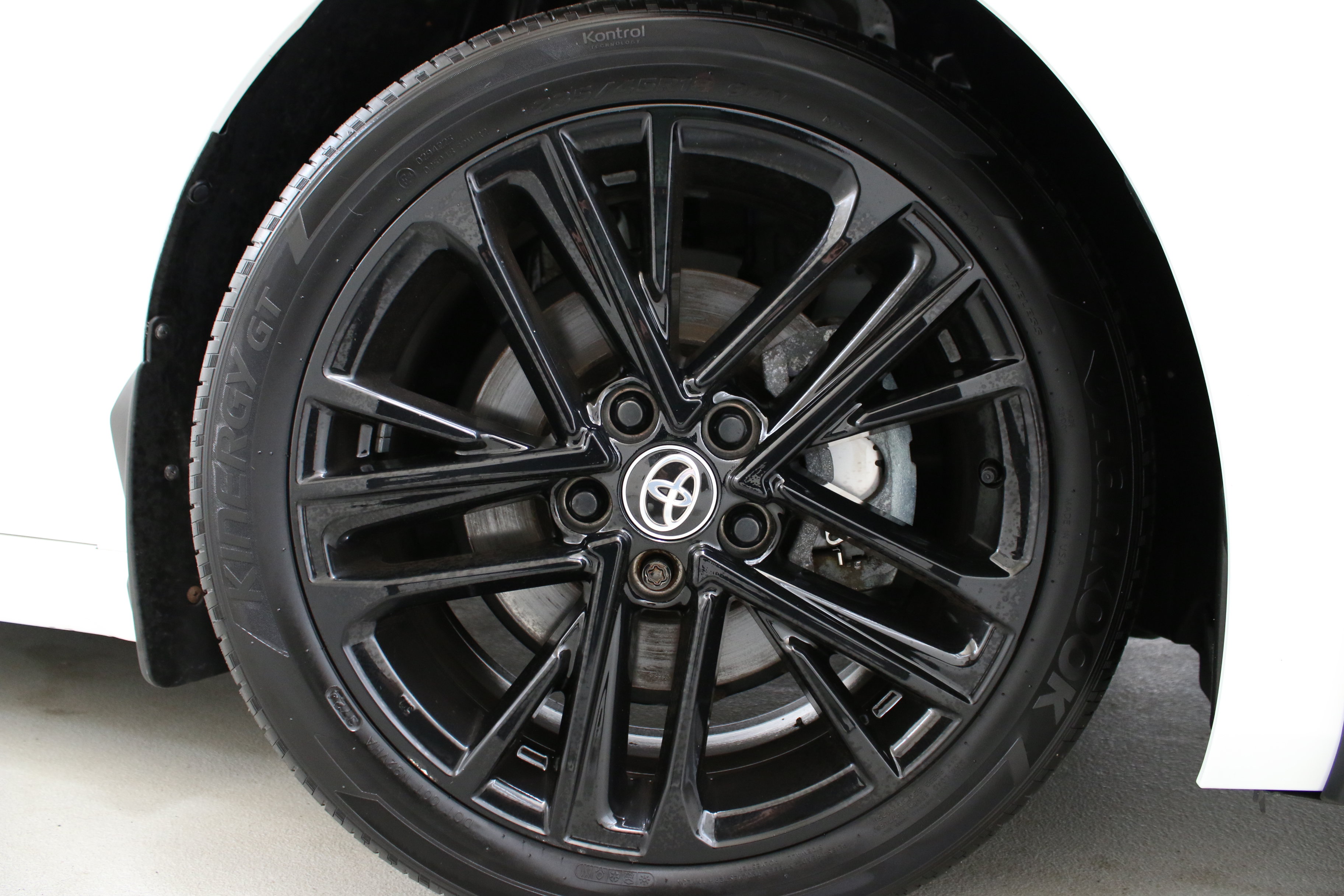 Used 2025 Toyota Camry SE w/ Convenience Package FWD image 31
