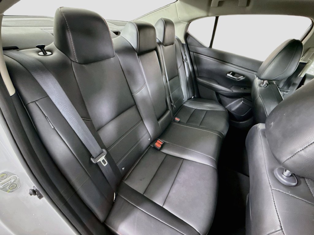 Used 2023 Nissan Sentra SR w/ SR Premium Package FWD image 31