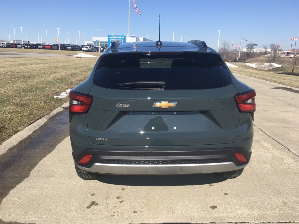 New 2026 Chevrolet Trax LT w/ LT Convenience Package image 5