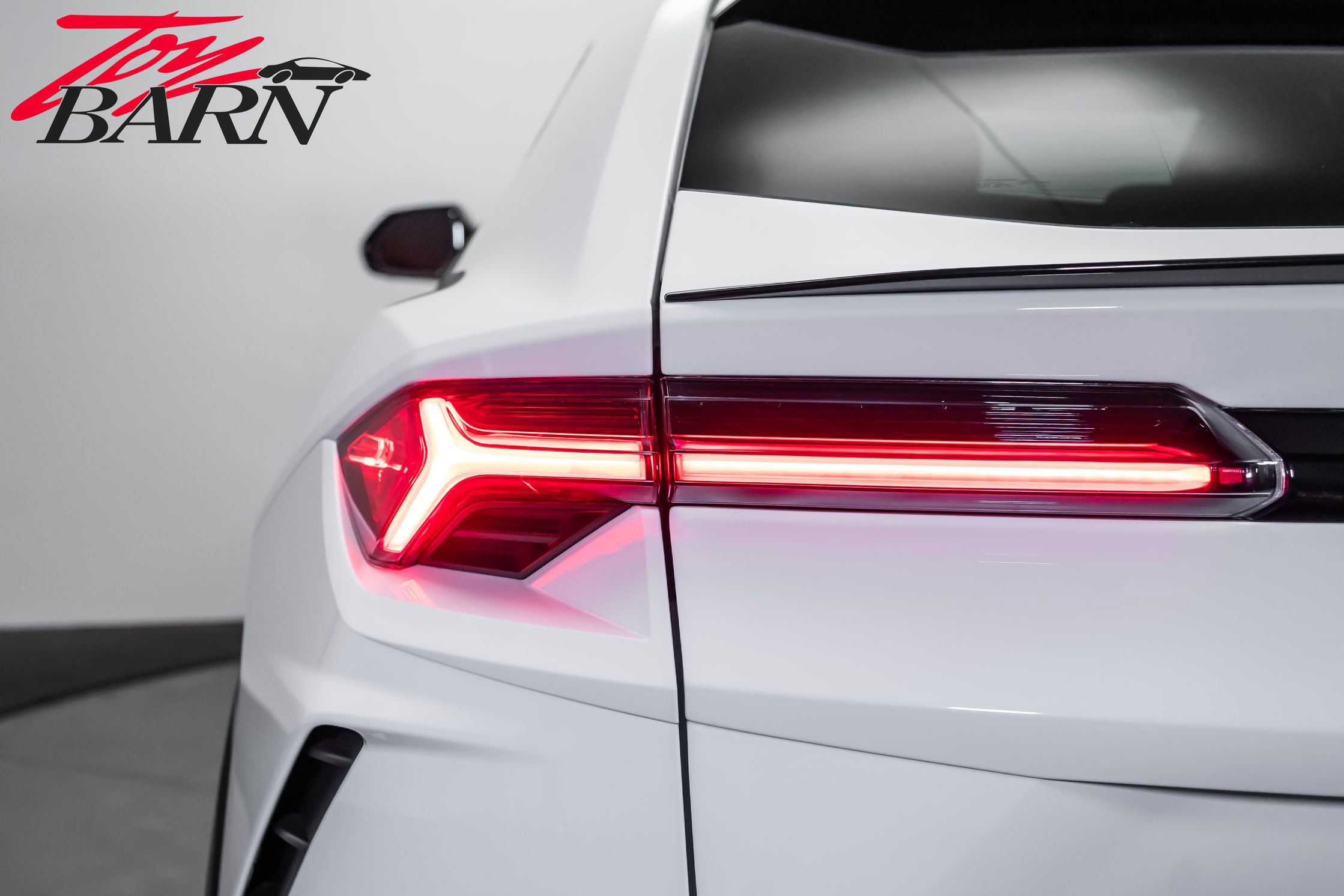 Used 2022 Lamborghini Urus AWD/4WD image 14