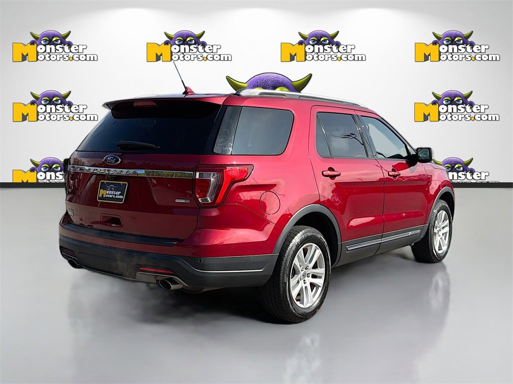 Used 2019 Ford Explorer XLT w/ Equipment Group 202A image 6
