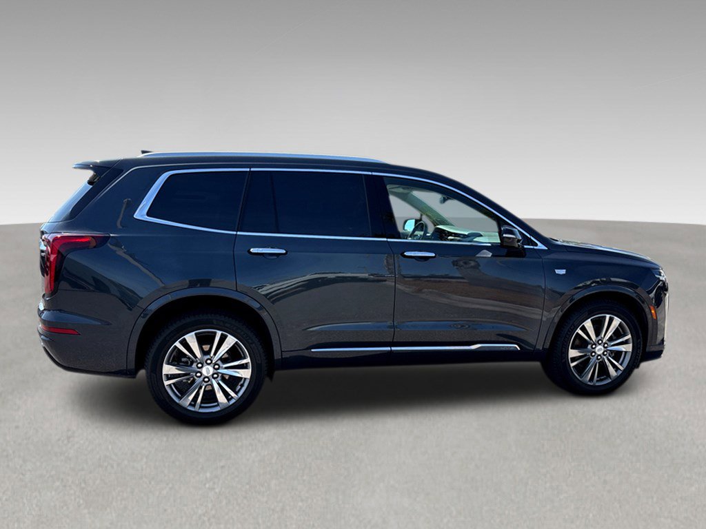 Used 2022 Cadillac XT6 Premium Luxury AWD/4WD image 26