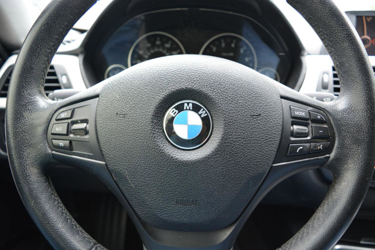 Used 2013 BMW 328i Sedan RWD image 19