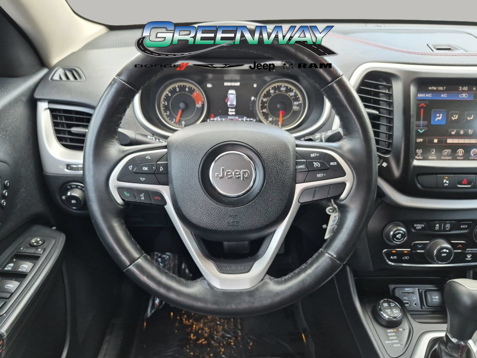 Used 2016 Jeep Cherokee Trailhawk w/ Leather Interior Group AWD/4WD image 28