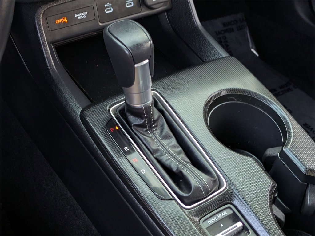 Used 2025 Honda Civic Sport image 18