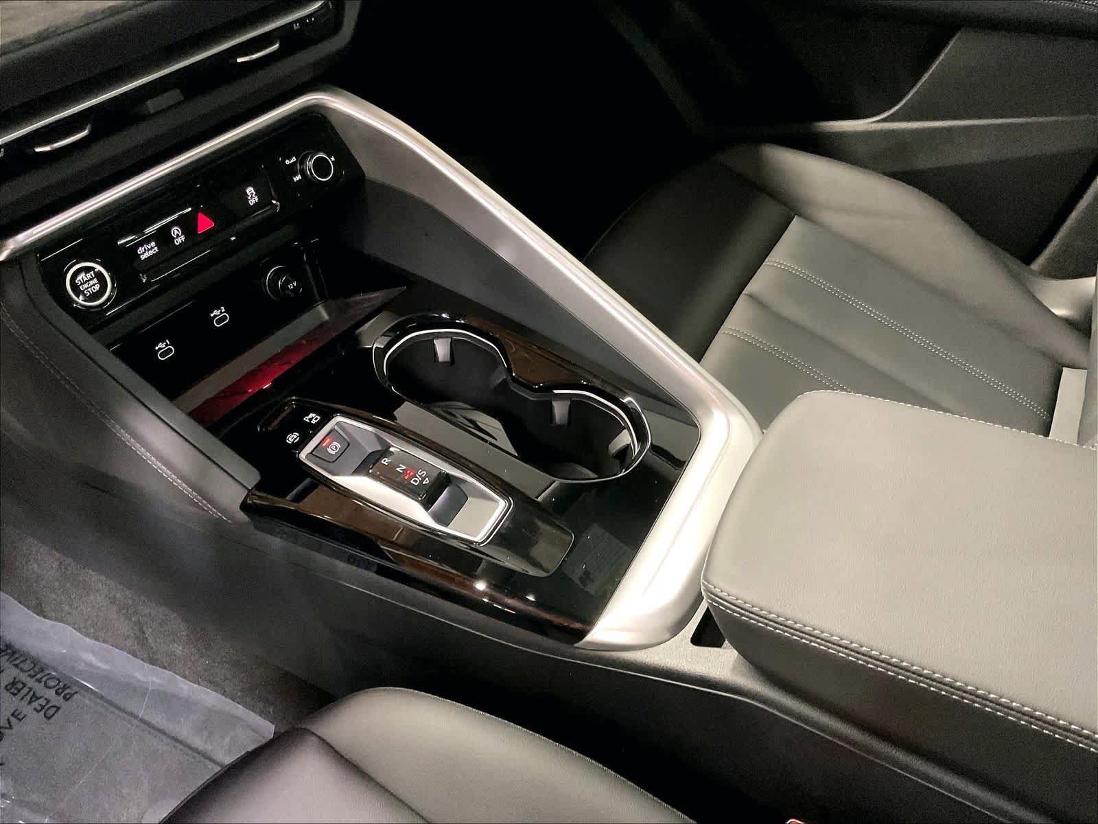 Certified 2025 Audi Q5 Premium AWD/4WD image 18