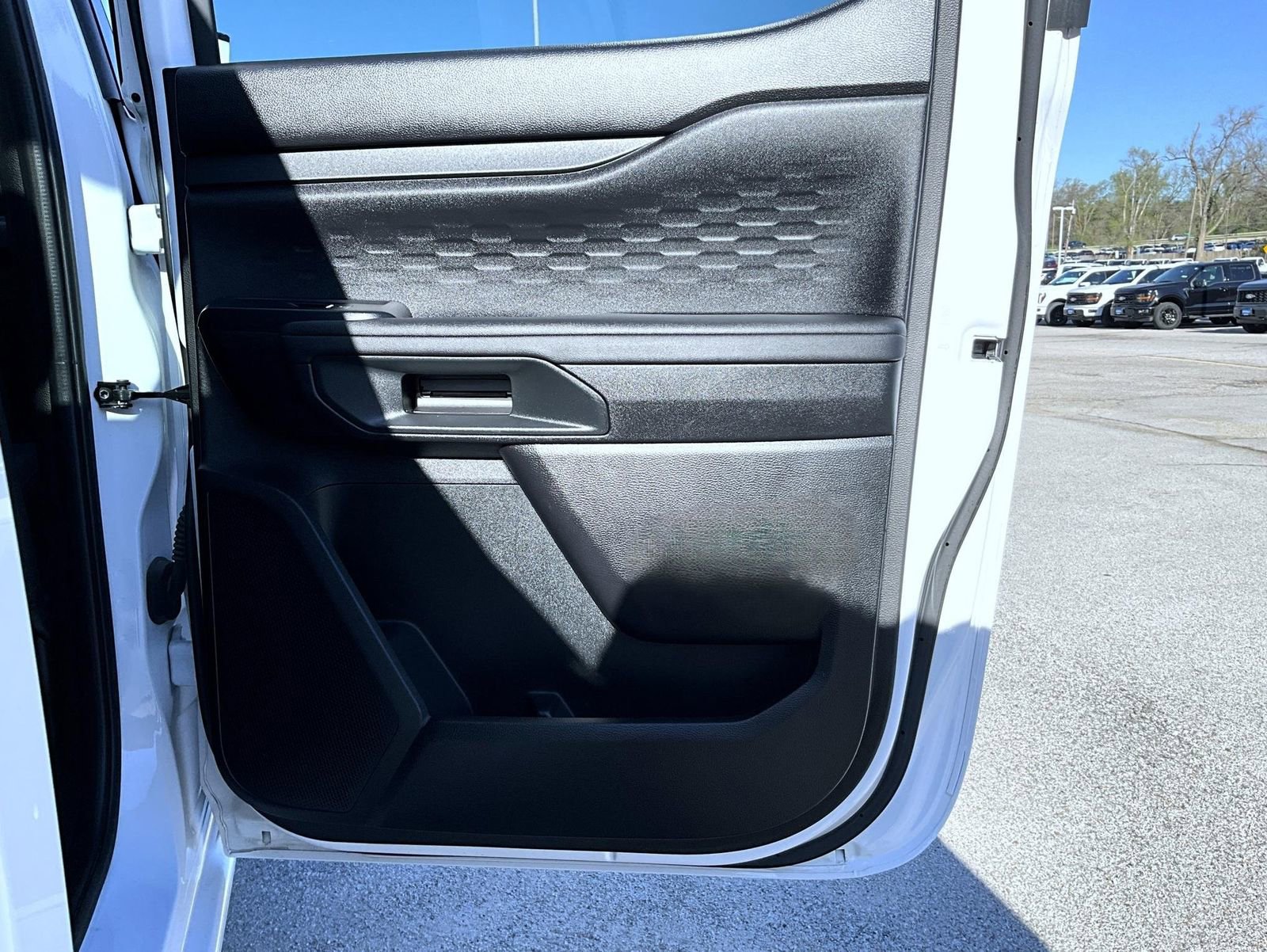 Used 2024 Ford Ranger XL image 17