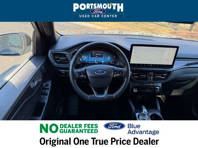 Certified 2023 Ford Escape ST-Line Select w/ Tech Pack #2 image 7