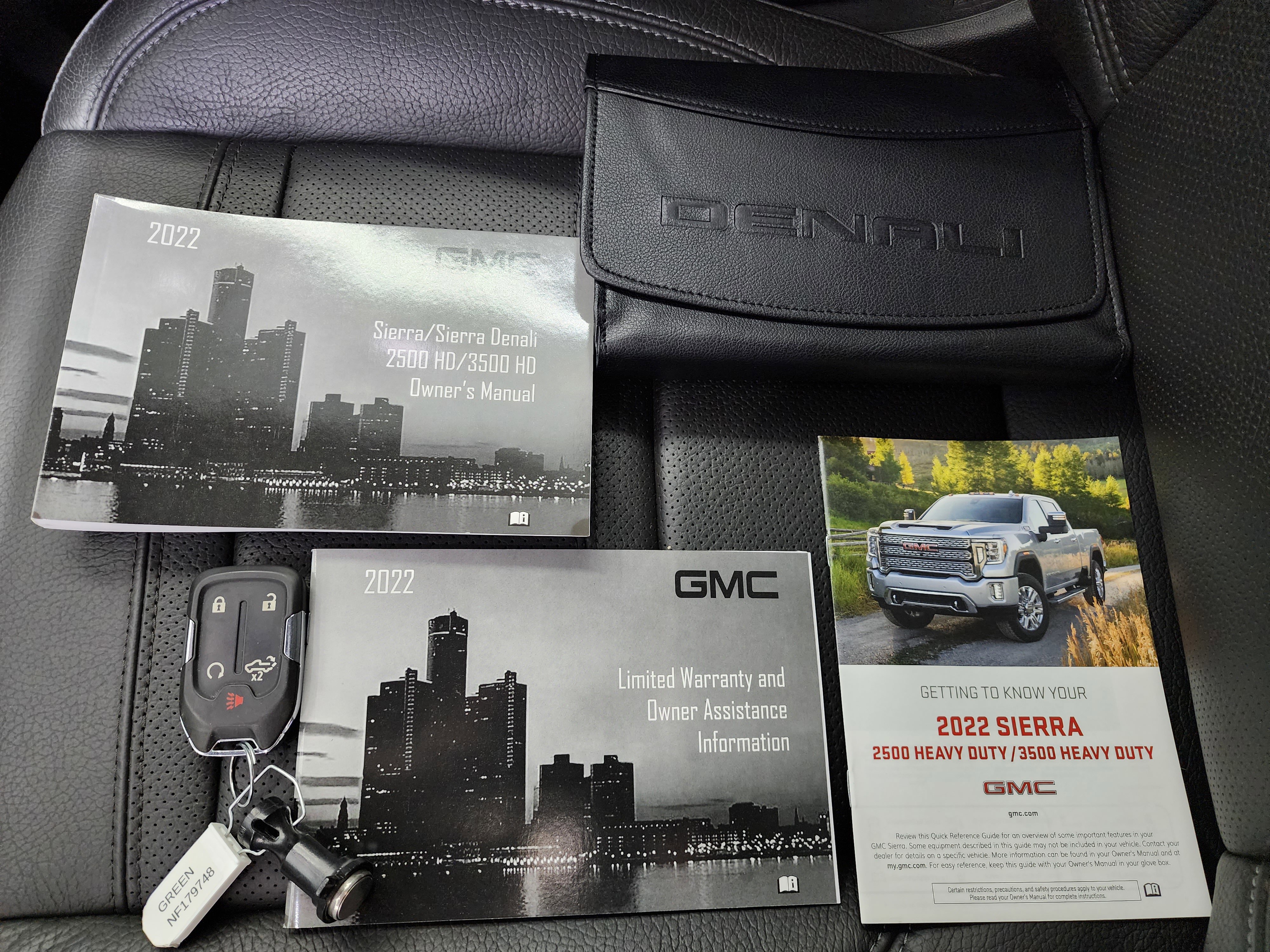 Used 2022 GMC Sierra 2500 Denali w/ Denali Ultimate Package image 57