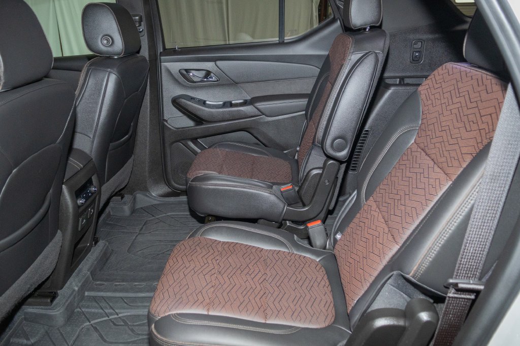 Used 2022 Chevrolet Traverse High Country AWD/4WD image 13