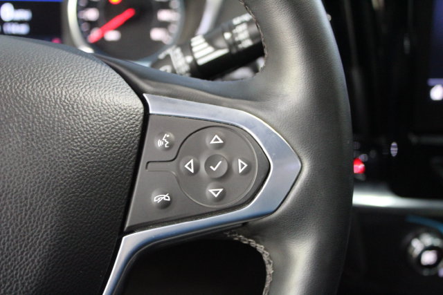 Used 2024 Chevrolet Traverse Limited LT AWD/4WD image 17