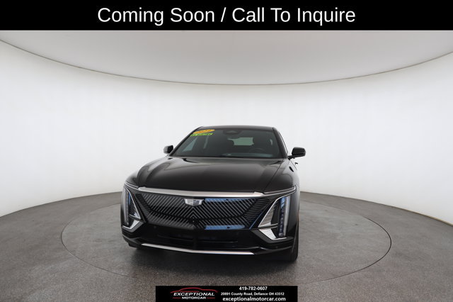 Used 2024 Cadillac Lyriq Luxury AWD/4WD image 6
