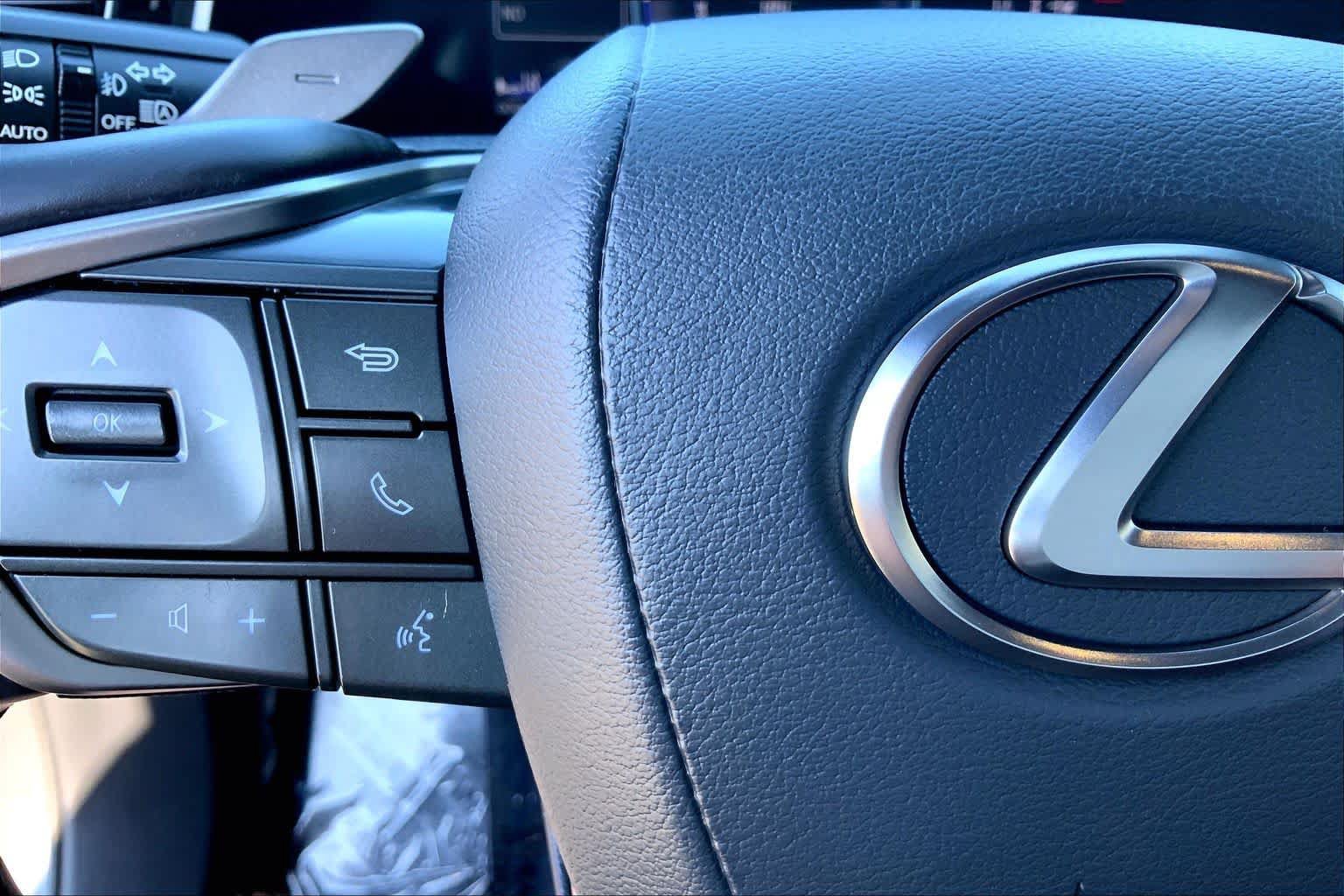 Certified 2026 Lexus NX 350h AWD w/ Accessory Package (Z1) image 24