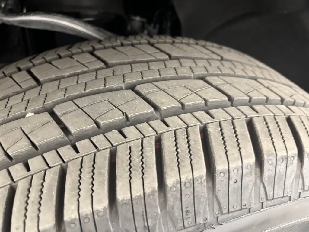 Used 2025 Chevrolet Silverado 1500 Custom image 28