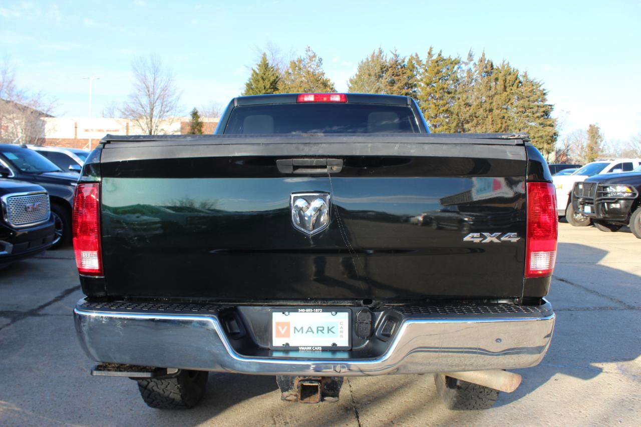 Used 2017 RAM 2500 Tradesman w/ Chrome Appearance Group AWD/4WD image 4