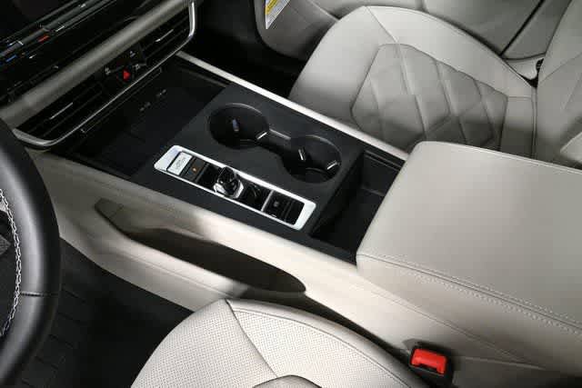 New 2026 Volkswagen Atlas SE FWD image 17