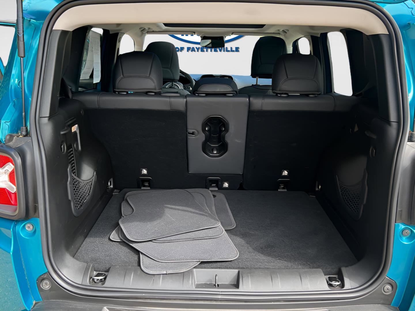 Used 2020 Jeep Renegade Limited w/ UConnect 8.4 Nav Group AWD/4WD image 22