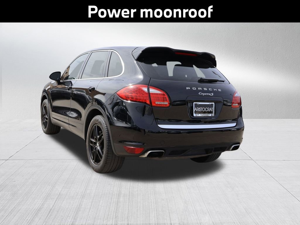 Used 2014 Porsche Cayenne S image 8