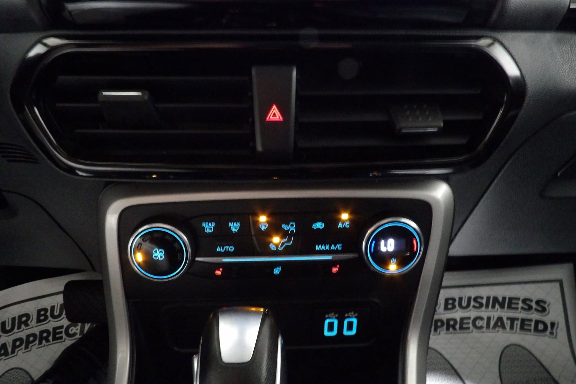 Used 2021 Ford EcoSport Titanium image 14