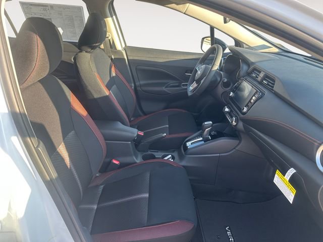 New 2025 Nissan Versa SR w/ Trunk Package image 15