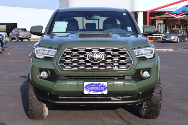 Used 2022 Toyota Tacoma TRD Sport image 10