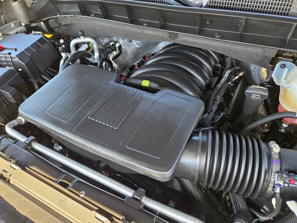 Used 2024 GMC Sierra 1500 AT4 w/ Technology Package AWD/4WD image 18