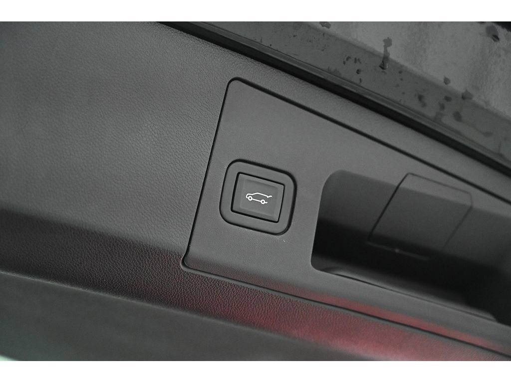 Used 2024 Cadillac XT4 Premium Luxury image 53