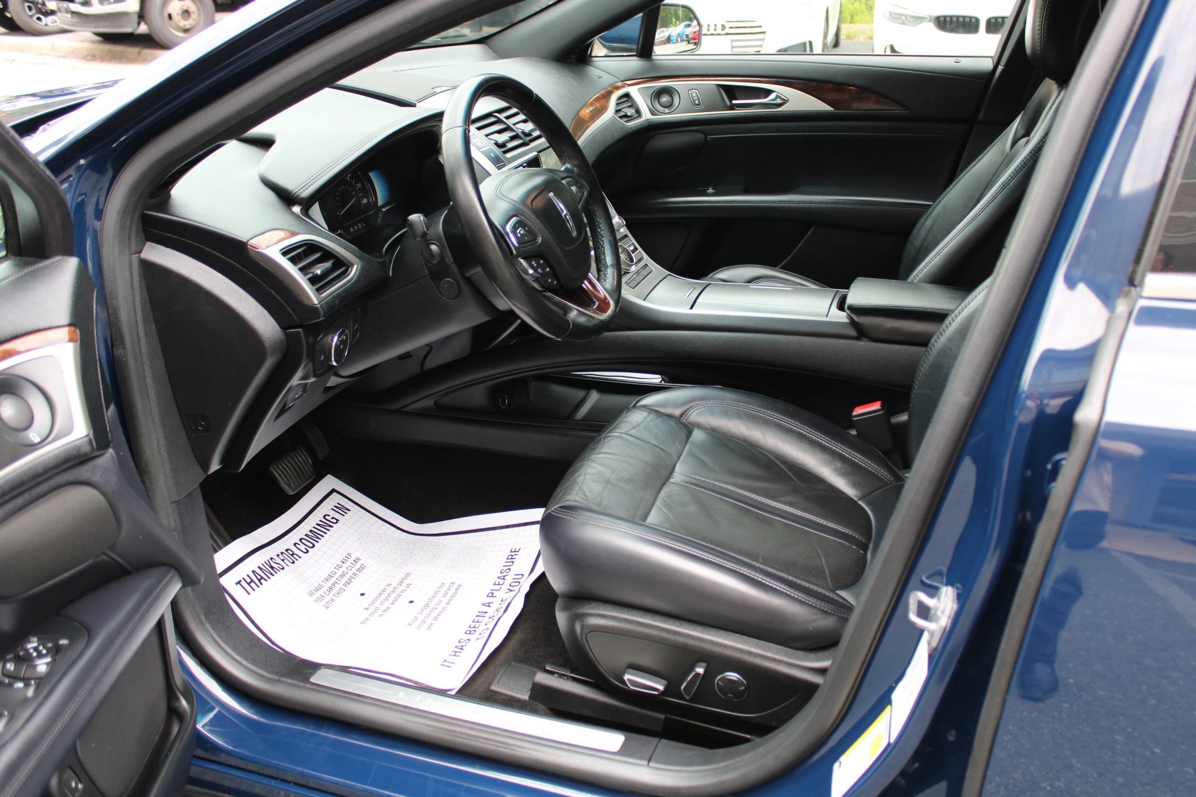 Used 2018 Lincoln MKZ Reserve FWD image 18