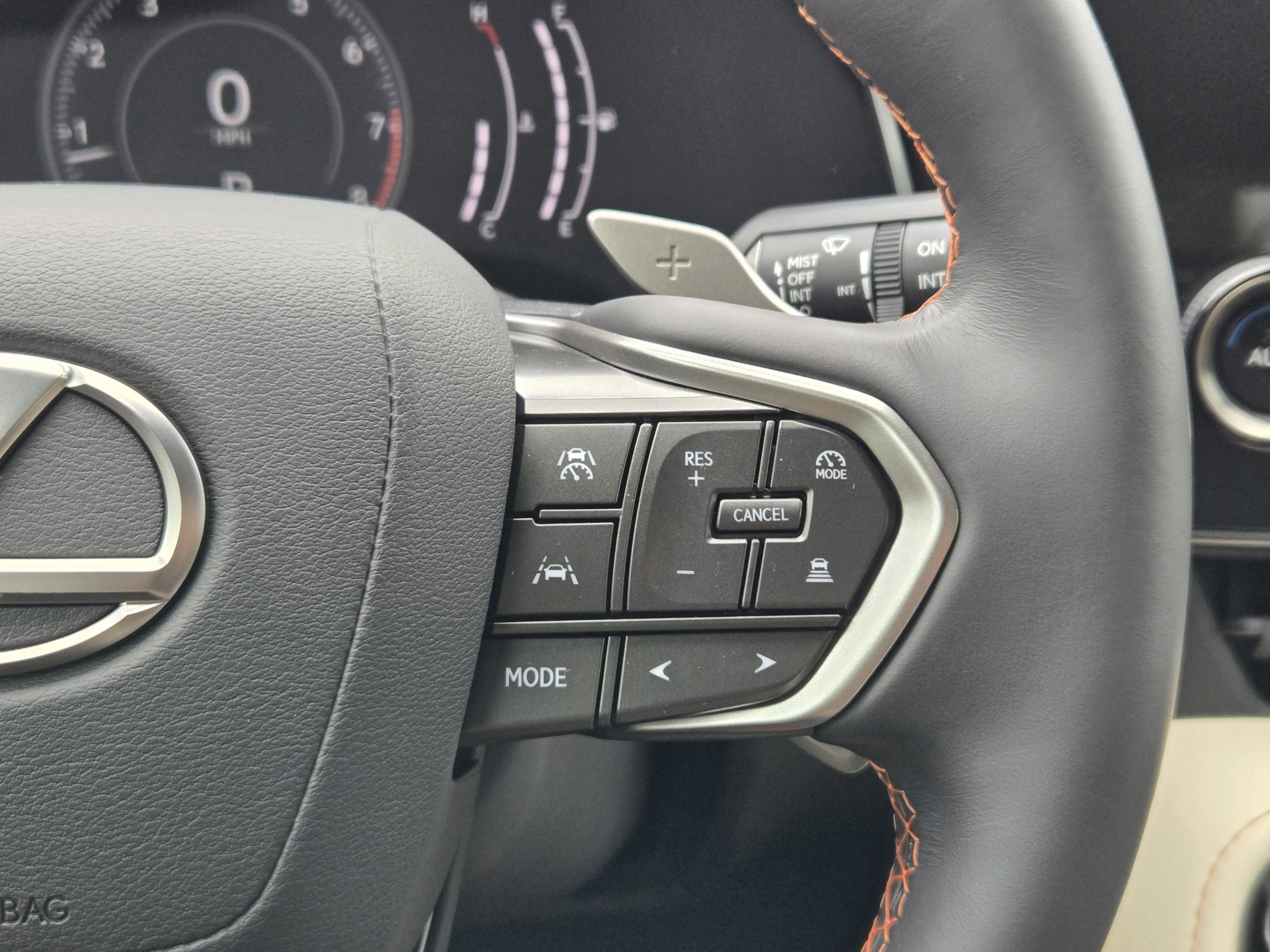 Used 2024 Lexus NX 250 FWD w/ Towing Package (2000 Lbs) image 22