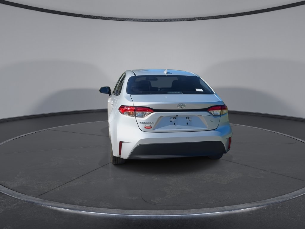 Used 2024 Toyota Corolla LE FWD image 7