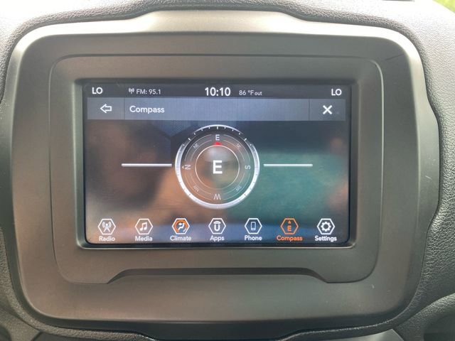 Used 2020 Jeep Renegade Latitude image 26