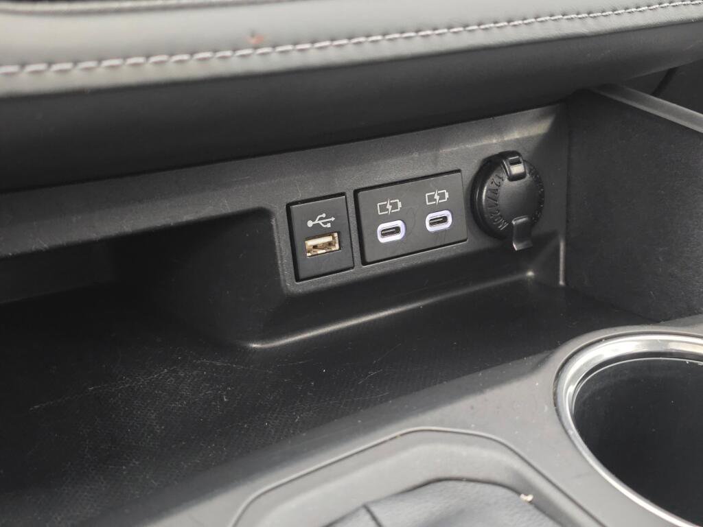 Used 2024 Toyota Highlander XSE image 34