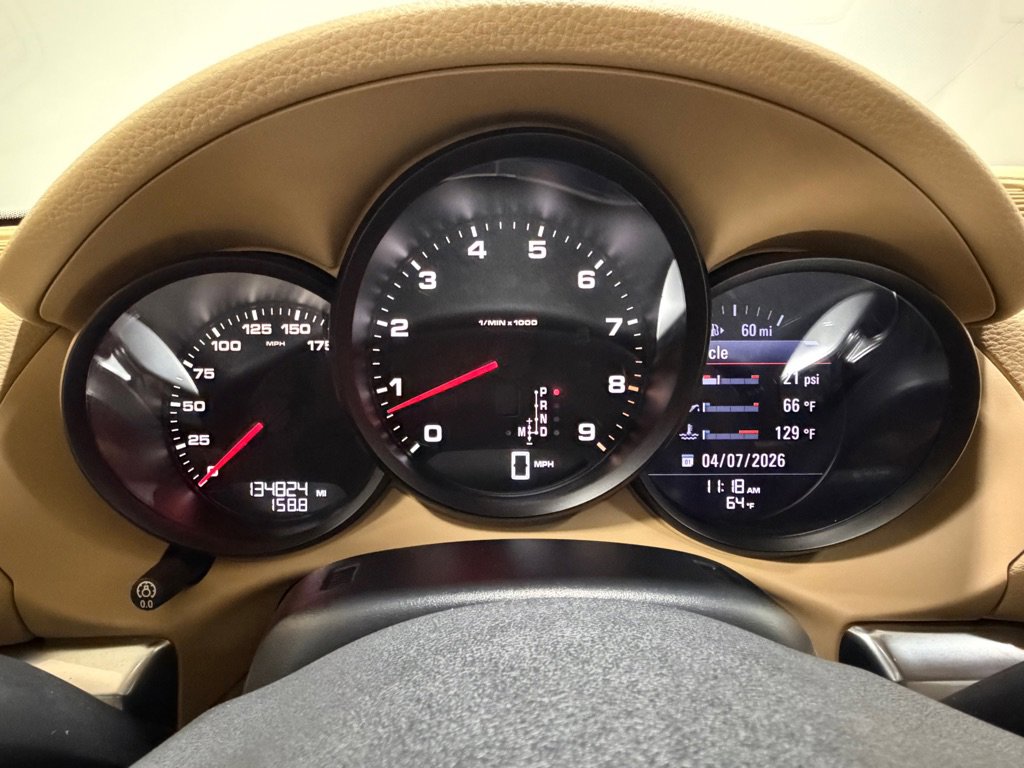 Used 2015 Porsche Cayman image 12