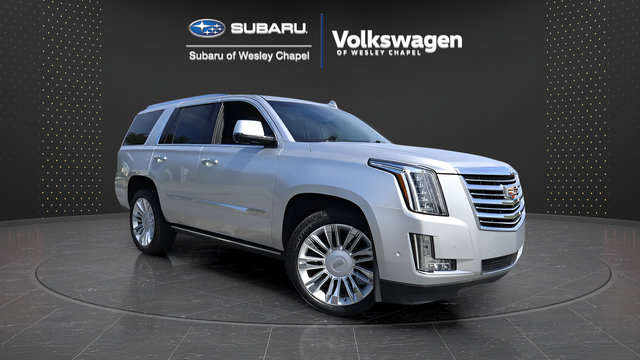 Used 2020 Cadillac Escalade Platinum AWD/4WD image 1