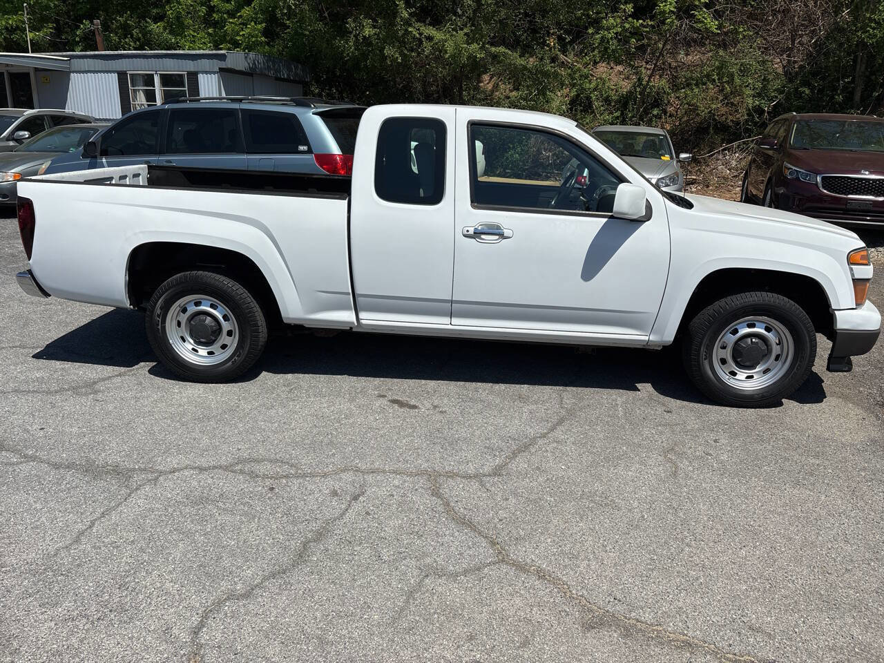 Used 2012 Chevrolet Colorado W/T RWD image 9
