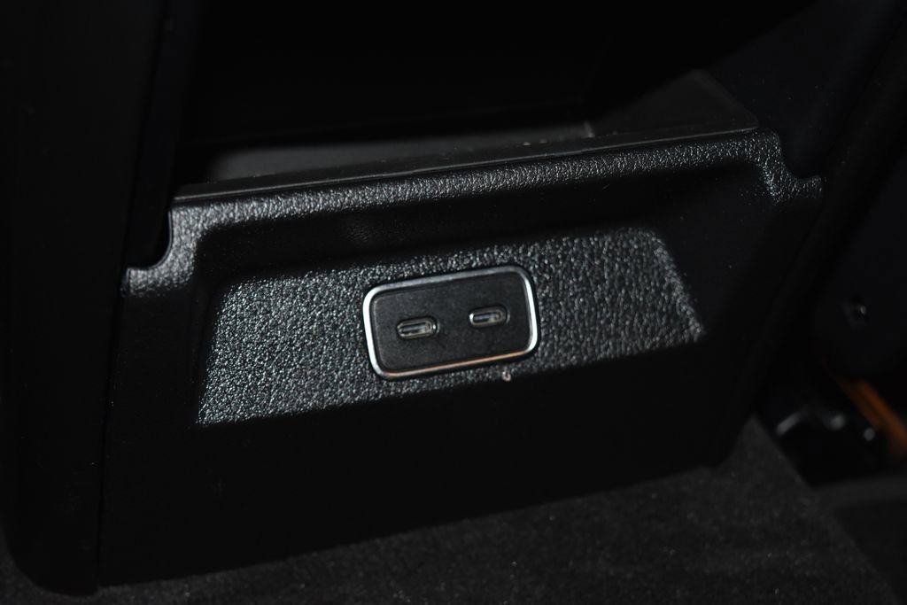 Used 2024 Mercedes-Benz GLE 450e 4MATIC image 24