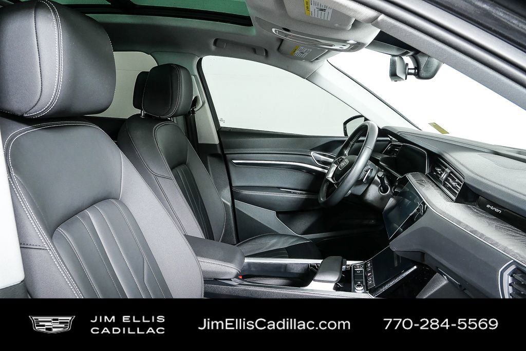 Used 2021 Audi e-tron Premium image 23